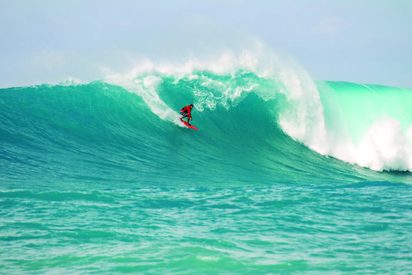 Danilo Costa, ex-surfista da Elite Mundial, encara a Urca